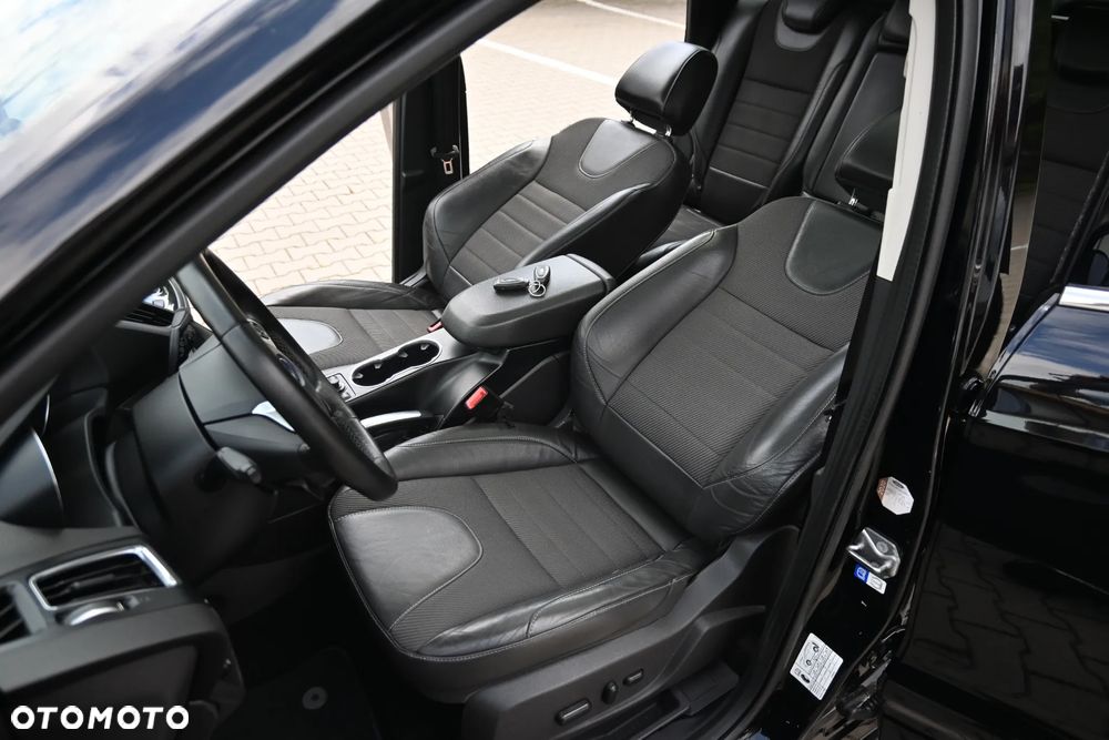 Ford Kuga 2.0 TDCi 4x4 Individual - 26