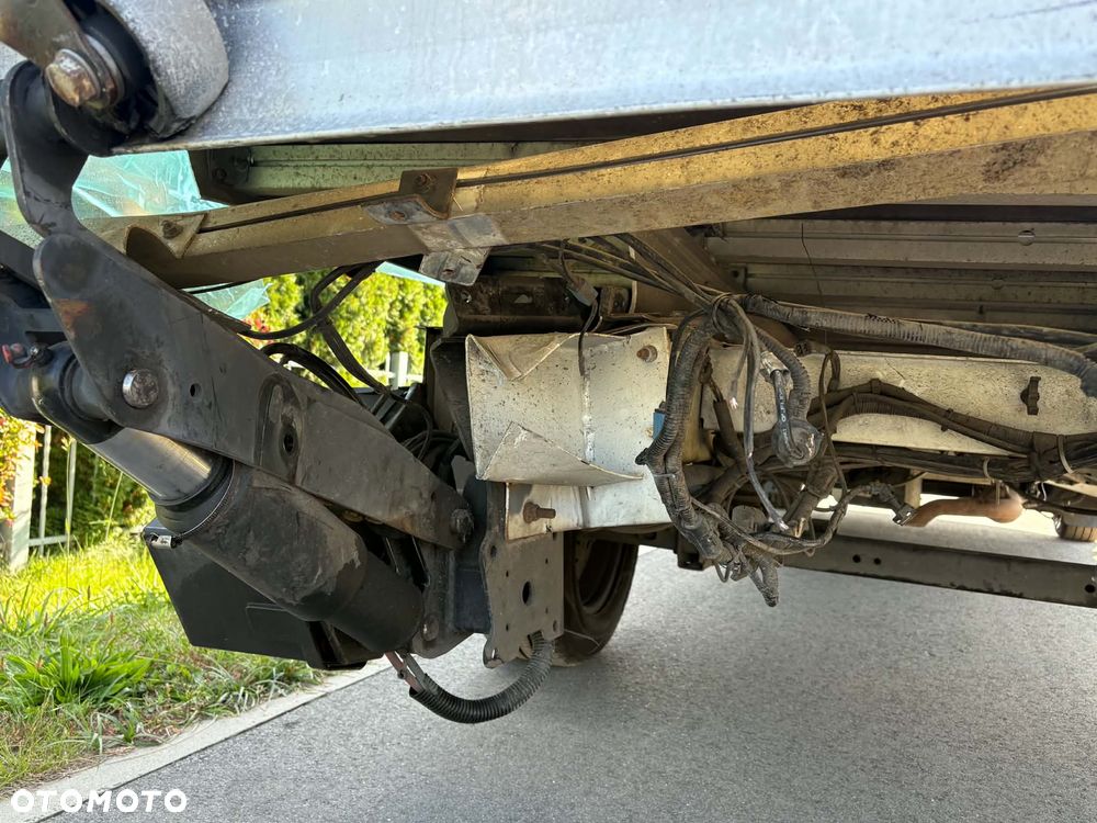 Nissan NV400 - 19