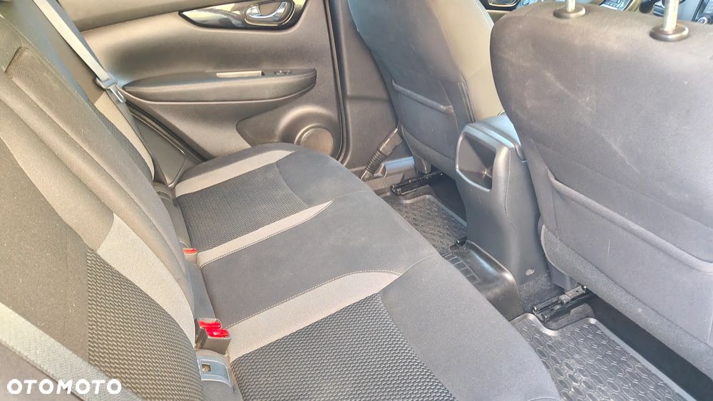 Nissan Qashqai 1.7 dCi ALL-MODE 4x4i N-CONNECTA - 27