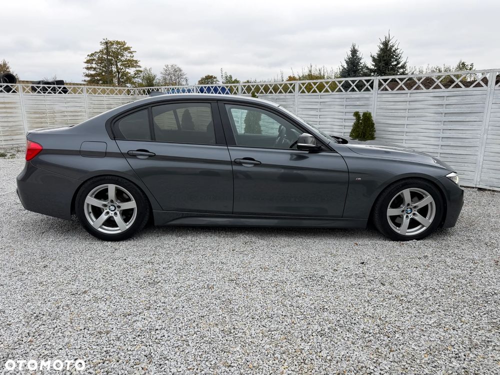 BMW Seria 3 - 32