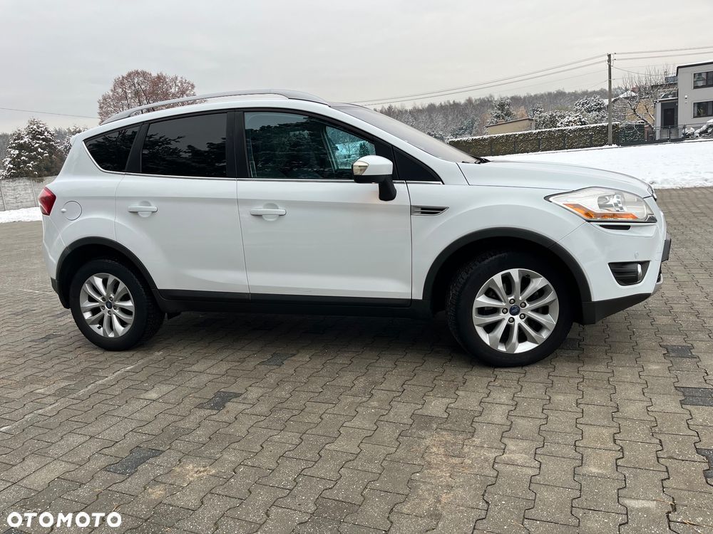 Ford Kuga 2.0 TDCi 4x4 Titanium - 24