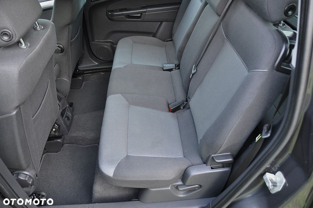 Opel Zafira 1.8 Cosmo - 12