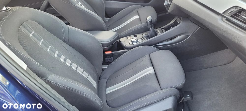 BMW X1 sDrive18d xLine - 15