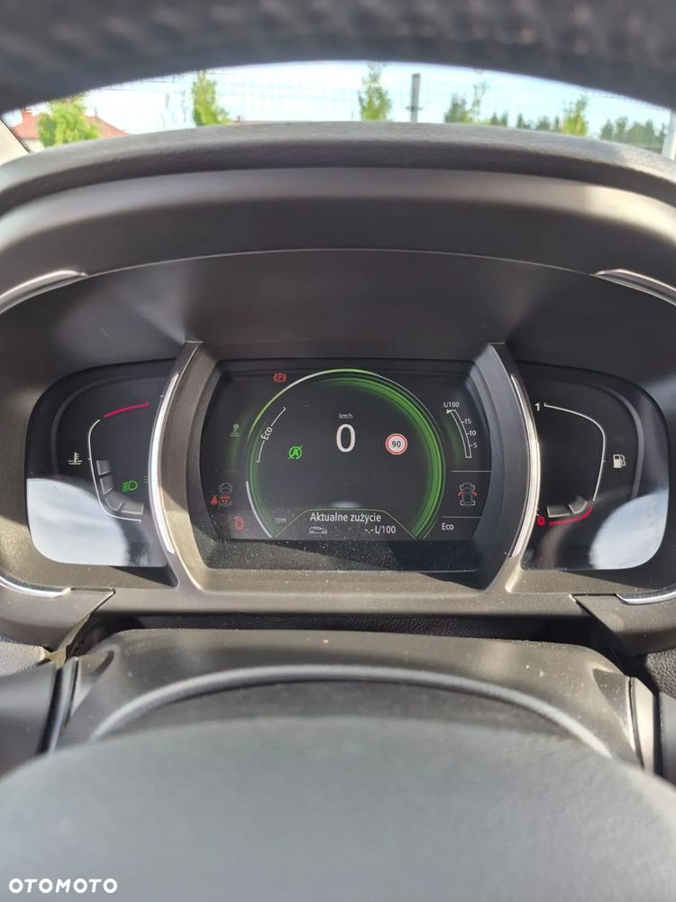 Renault Grand Scenic - 36