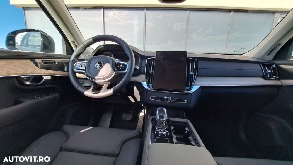 Volvo XC 90 T8 AWD PHEV Plus Dark - 13