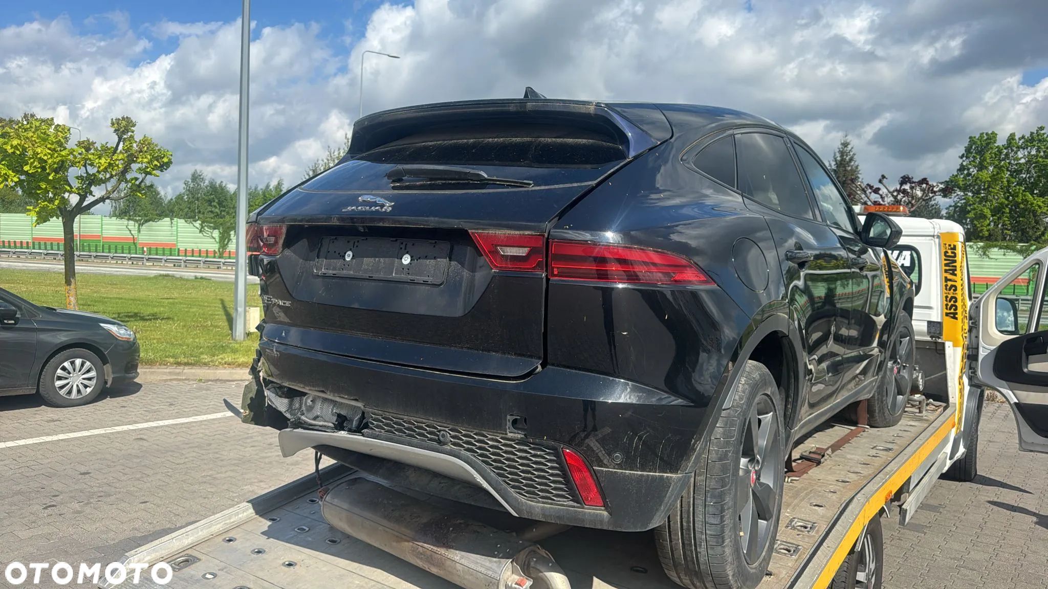 Jaguar E-Pace 2.0 i4D FWD - 2