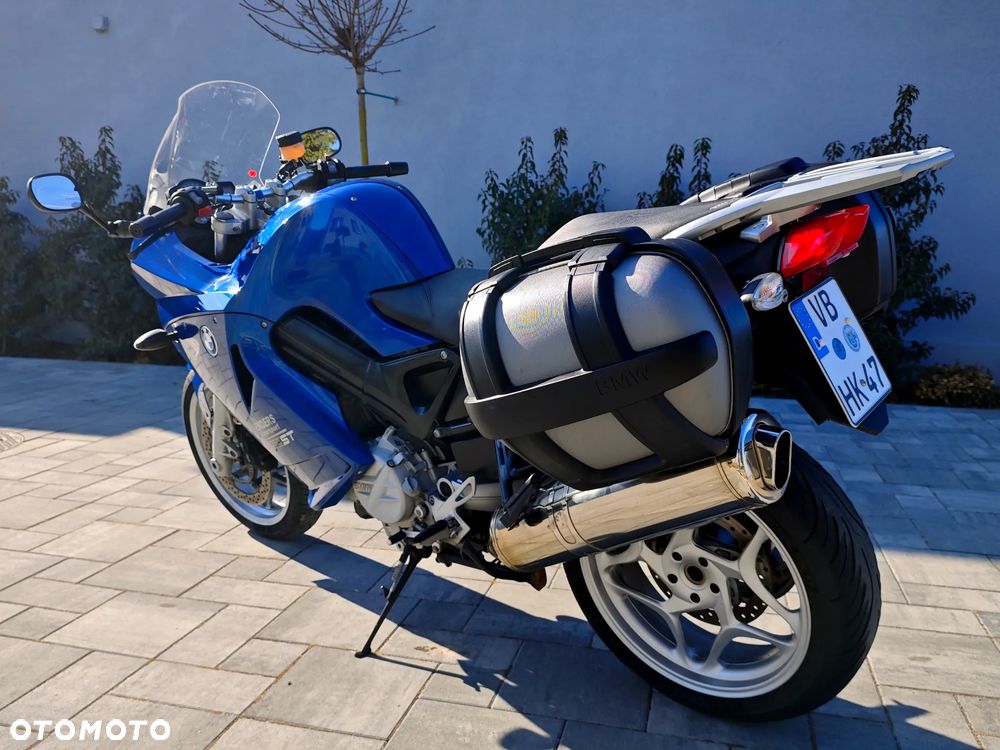 BMW F - 5