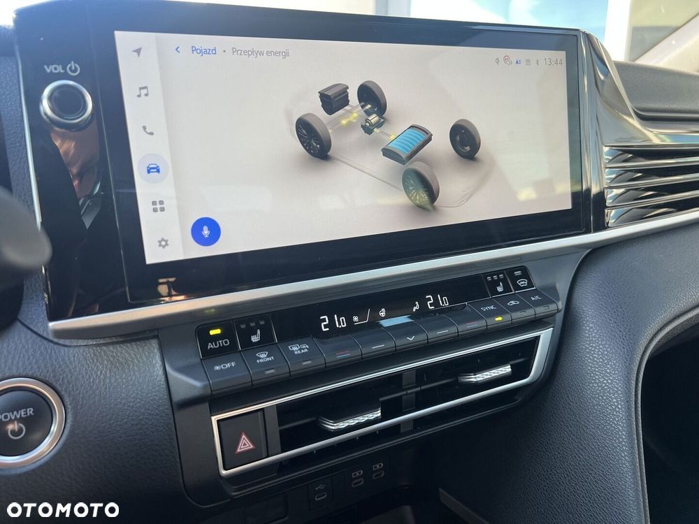 Toyota Camry - 21
