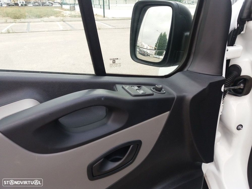 Renault Trafic 1.6 dCI L1 H1 116cv - 3 LUG - AC - IVA DEDUTÍVEL - 15