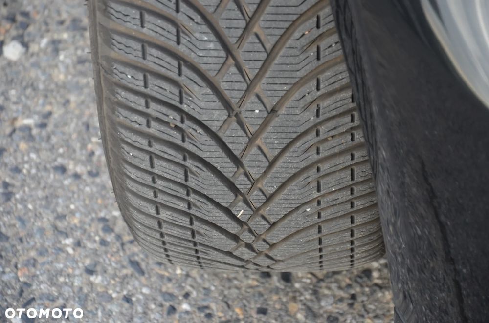 BMW Seria 3 318d Touring - 19