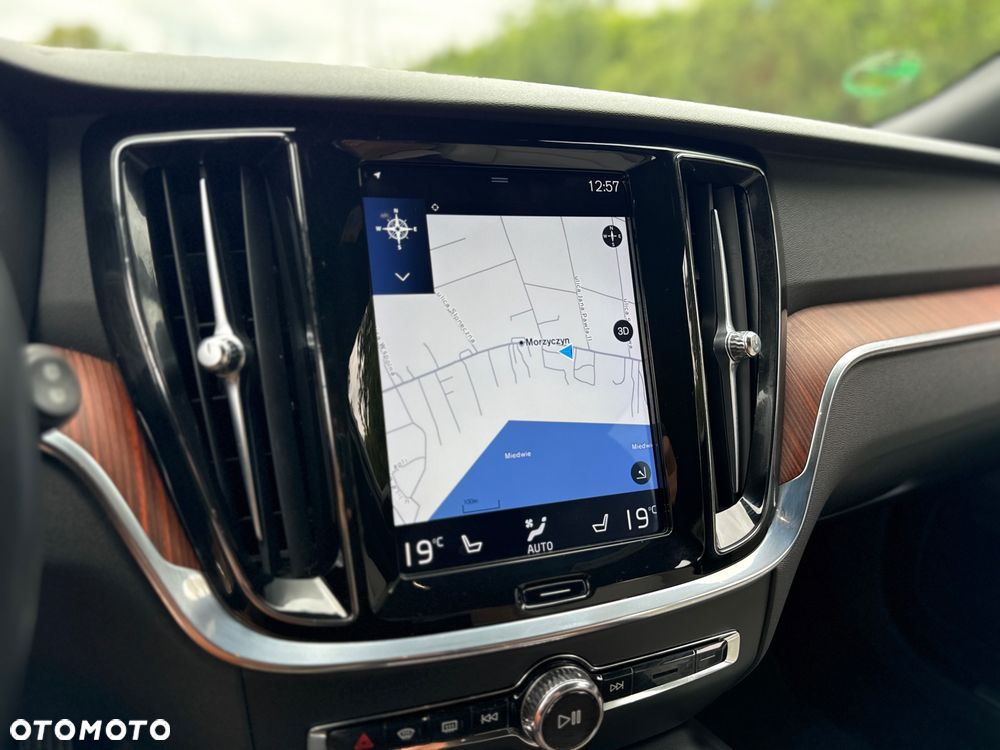 Volvo V60 D3 Summum - 9