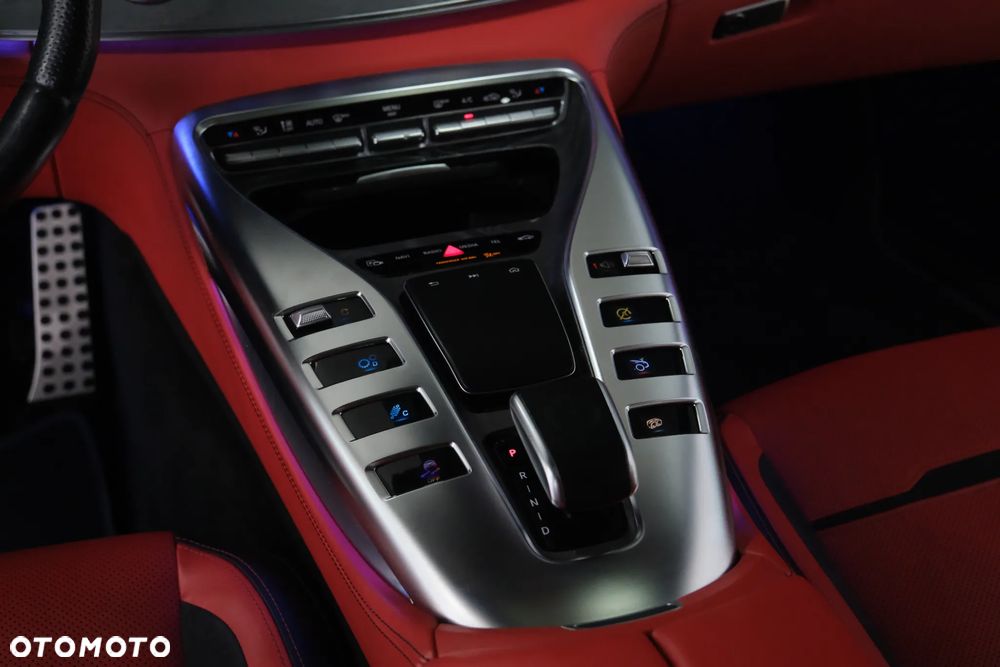 Mercedes-Benz AMG GT 63 4Matic+ Speedshift MCT 9G - 26