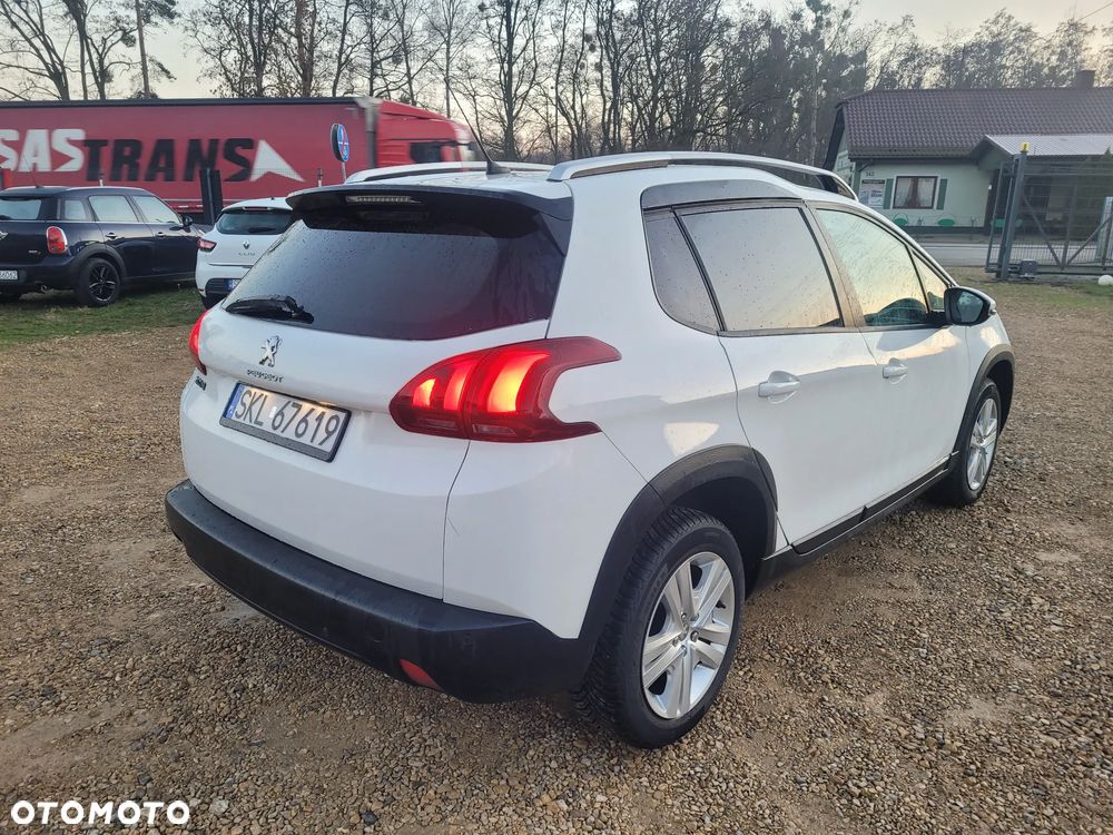 Peugeot 2008 PureTech 82 Signature - 3
