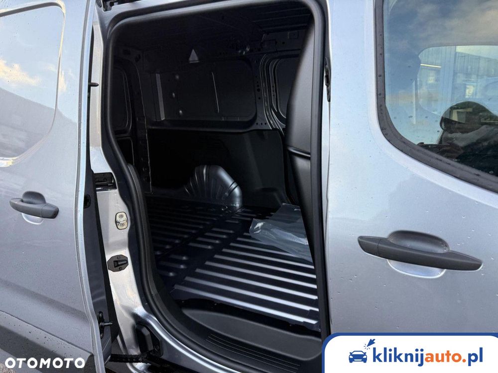 Opel Combo Cargo ENJOY XL 1,5 diesel 102KM M6 - 6