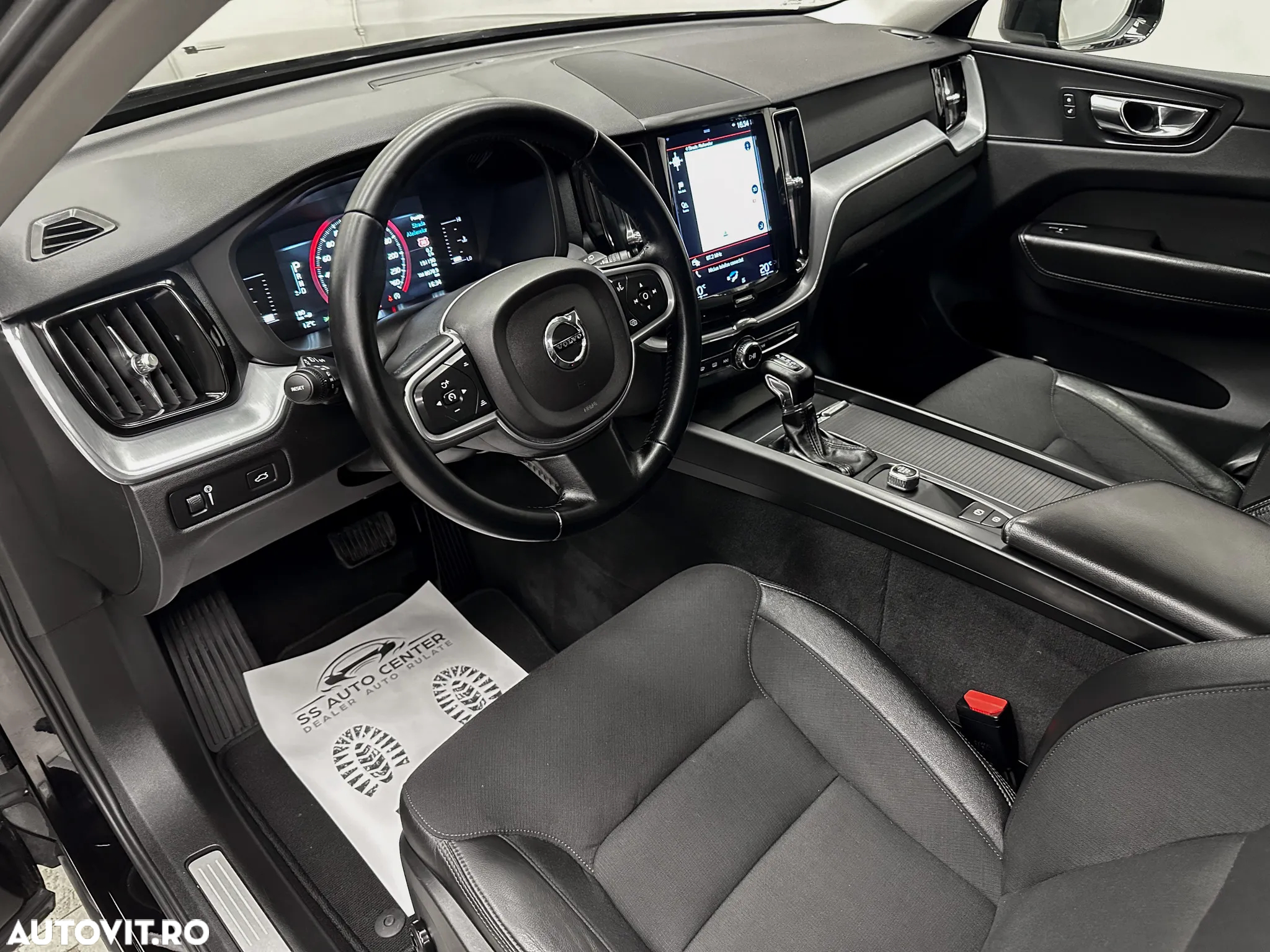 Volvo XC 60 D4 AWD Momentum - 20