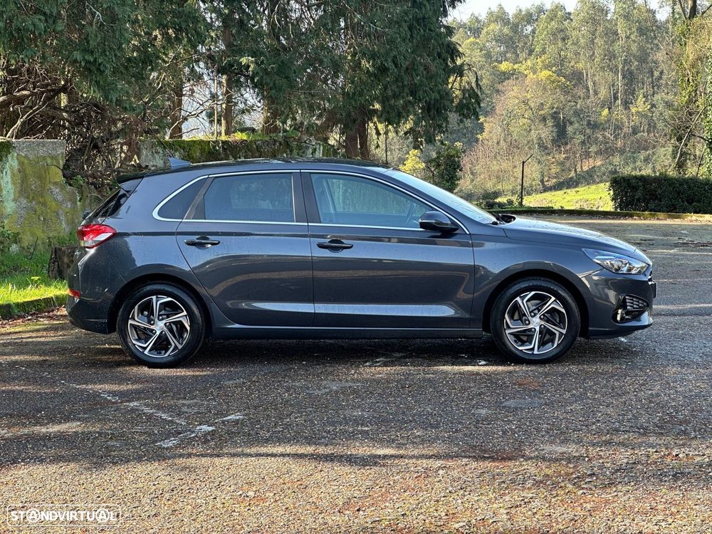 Hyundai i30 1.6 CRDI STyle Plus - 22