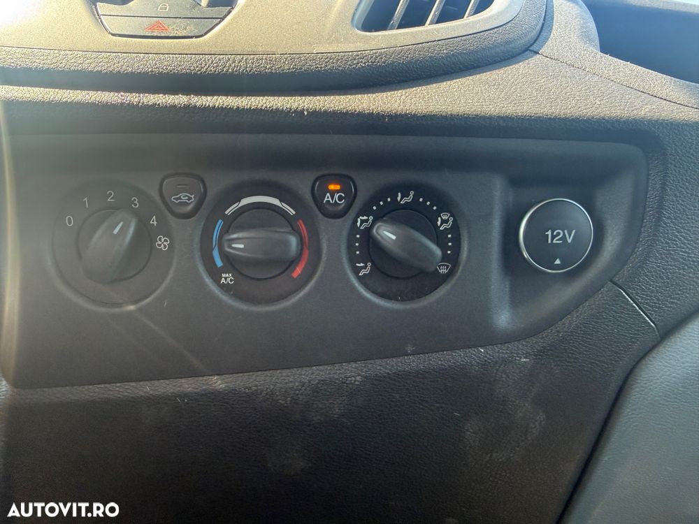 Ford Transit - 17