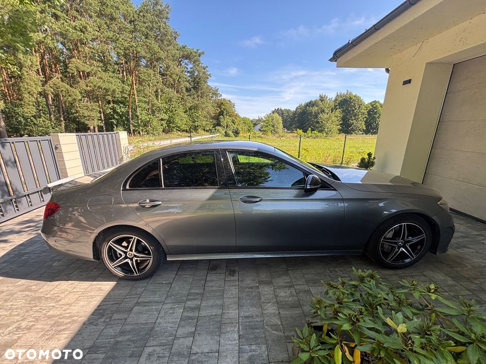 Mercedes-Benz Klasa E 200 d AMG/Avantgarde - 4