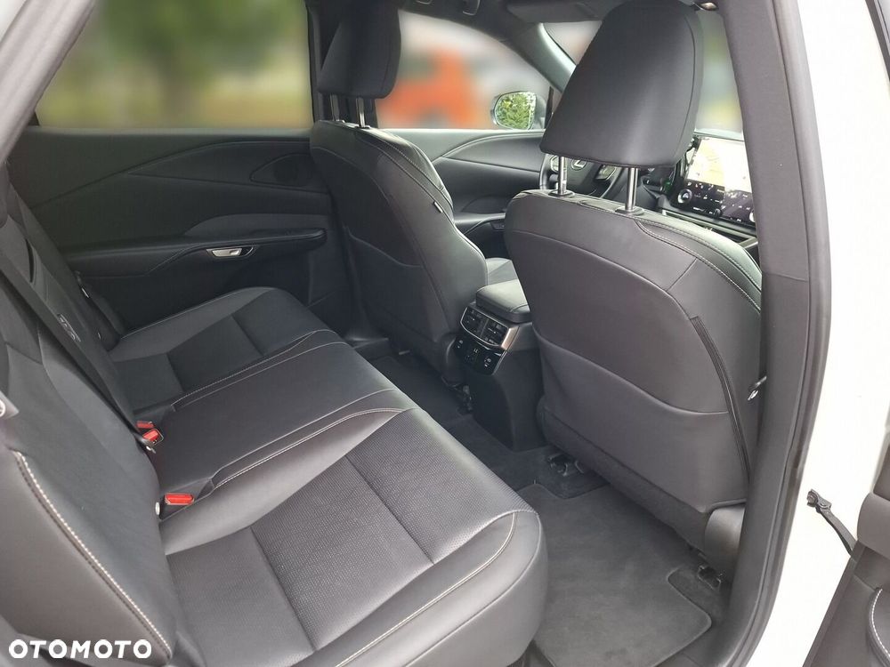 Lexus RX - 21
