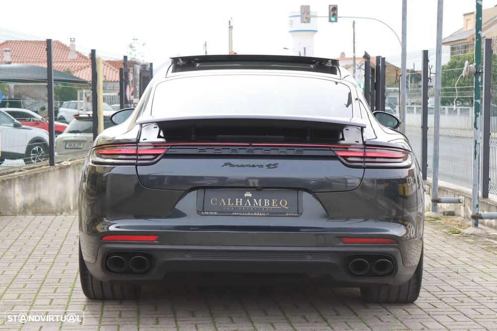 Porsche Panamera - 9