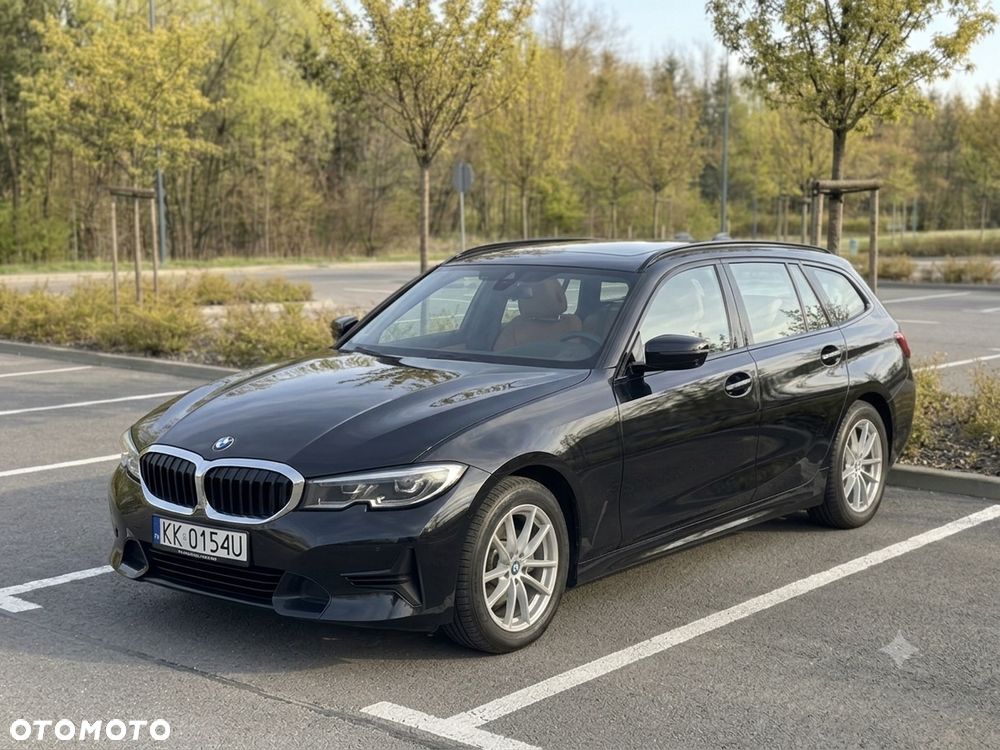 BMW Seria 3 320e PHEV xDrive M Sport sport - 3