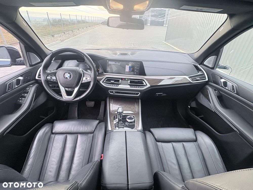 BMW X5 xDrive40i xLine - 17