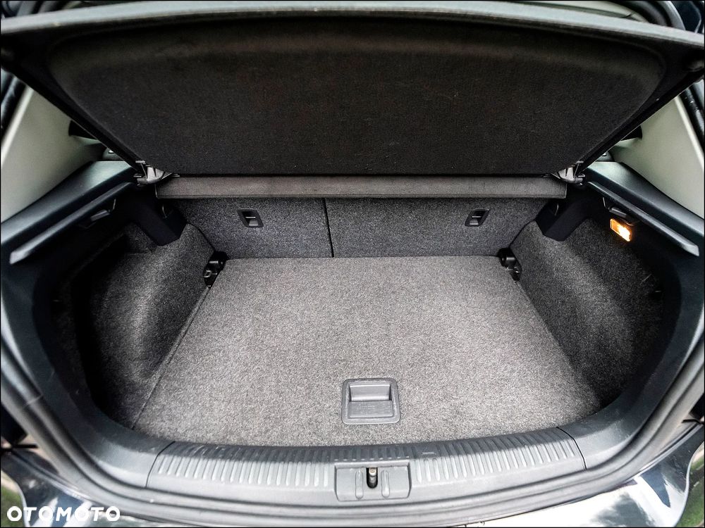 Volkswagen Polo - 34