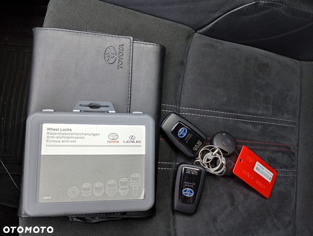 Toyota C-HR 2.0 Hybrid GR Sport - 27