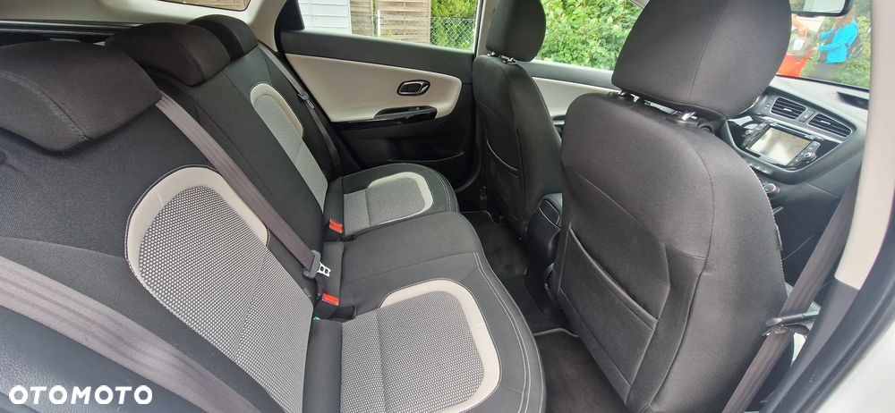 Kia Ceed 1.6 GDI Dream Team Edition - 8
