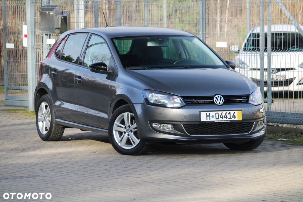 Volkswagen Polo 1.2 TSI MATCH - 2