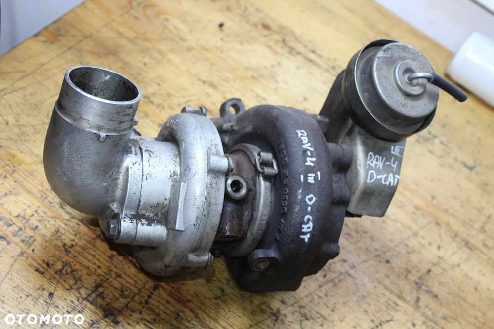 TURBOSPRĘŻARKA TURBINA RAV 4 III COROLLA VERSO II 2,2 D-CAT 17201-26030 - 1