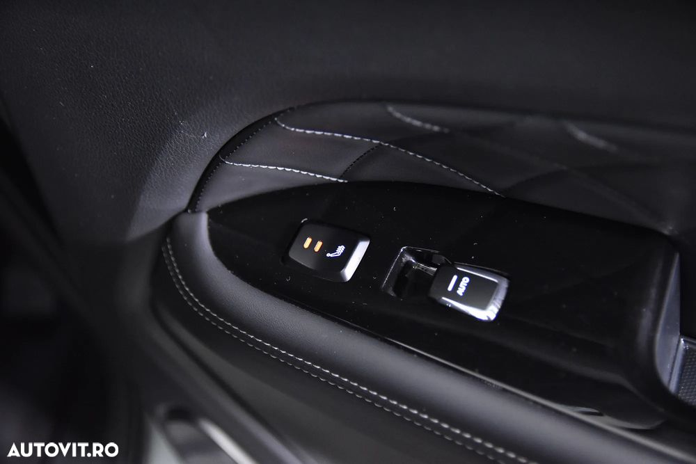 SsangYong REXTON - 23