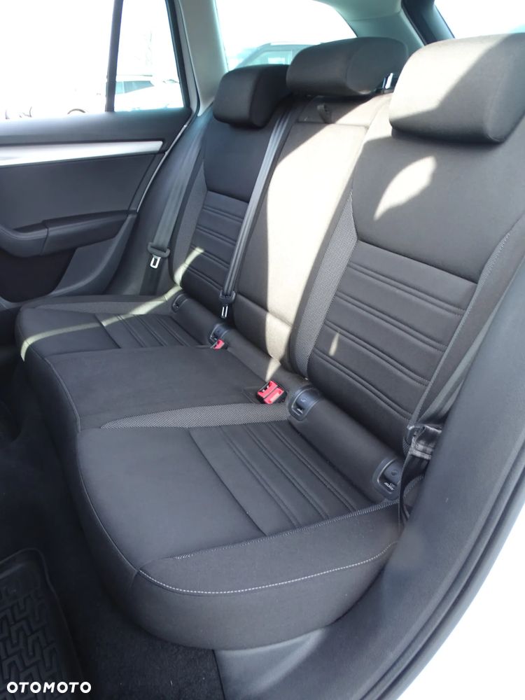 Skoda Octavia 1.5 TSI ACT DSG Style - 20