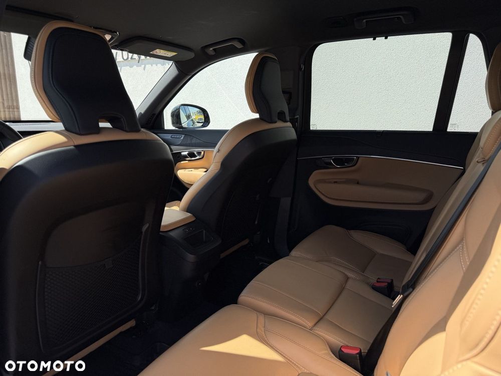Volvo XC 90 - 27