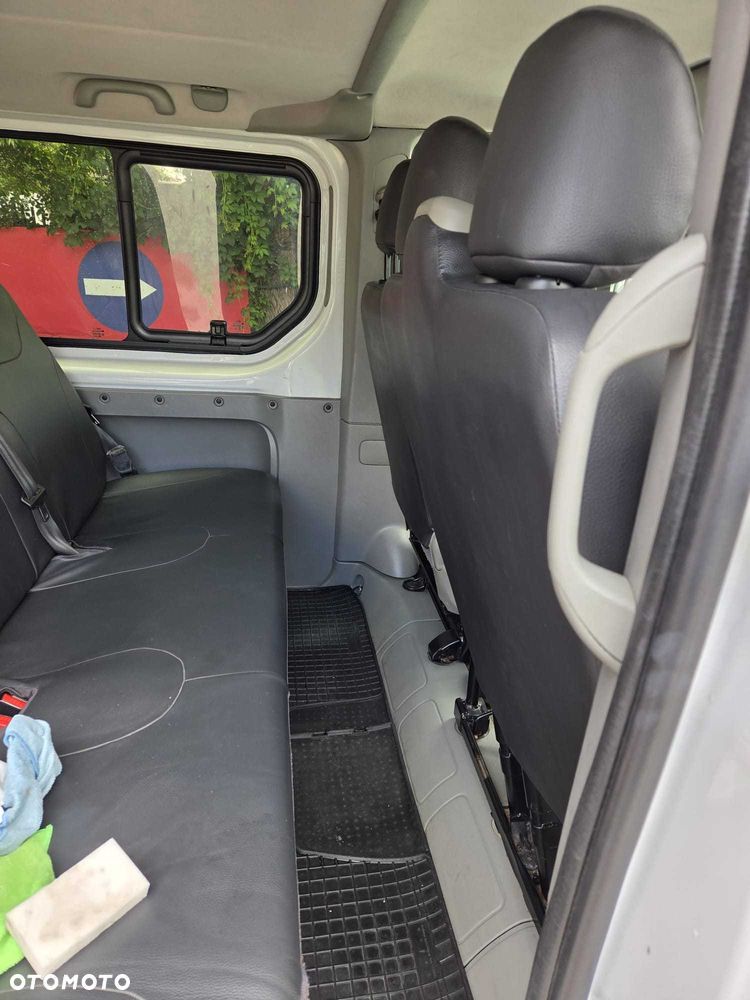Renault Trafic - 4
