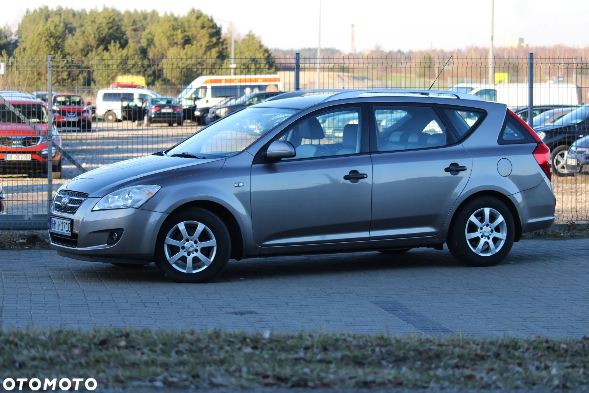 Kia Ceed - 7
