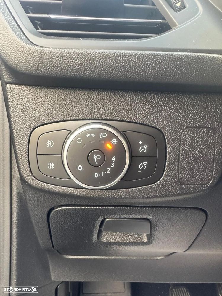 Ford Focus SW 1.5 TDCi EcoBlue Active X - 30