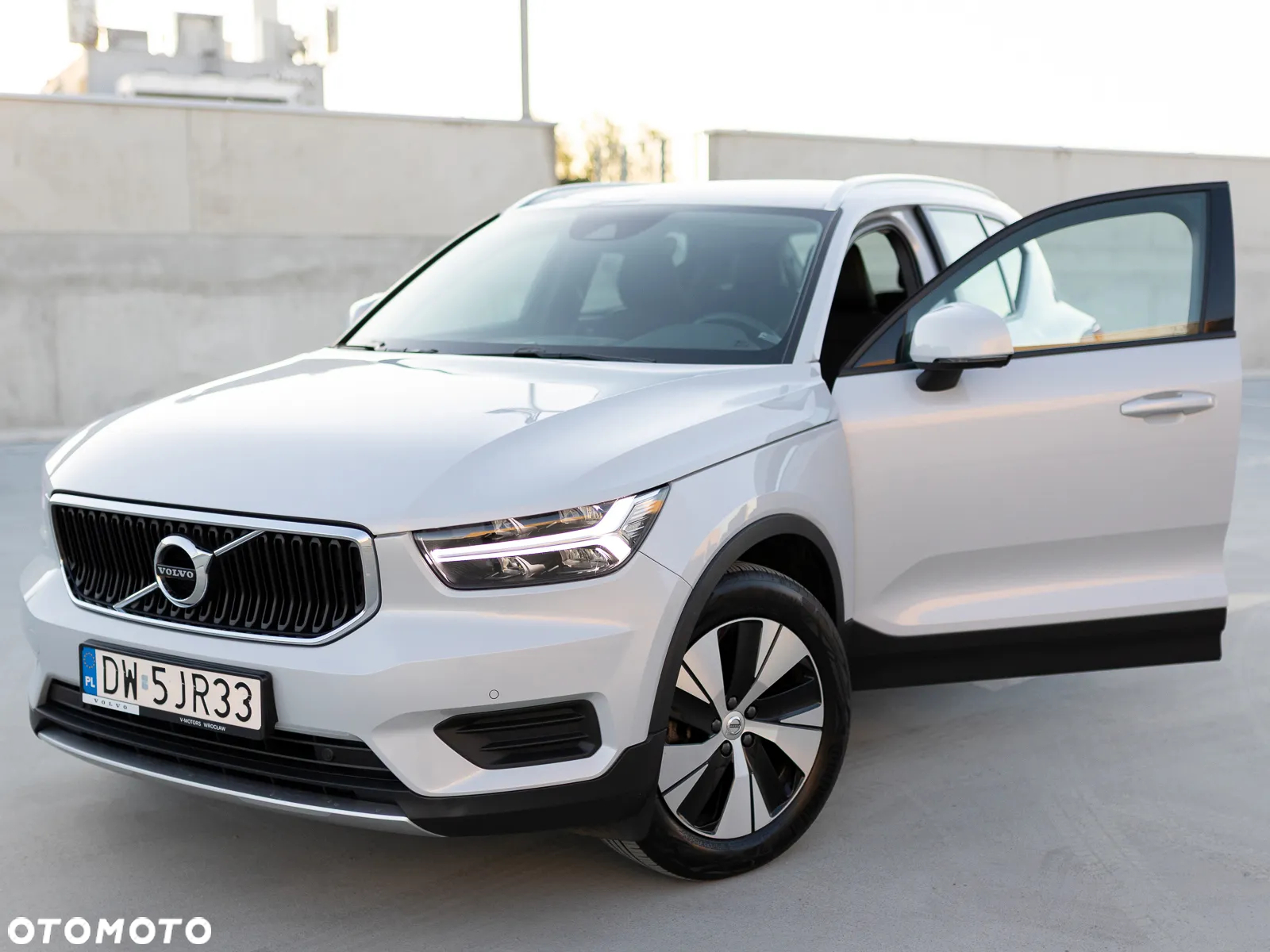 Volvo XC 40 T3 Momentum - 5