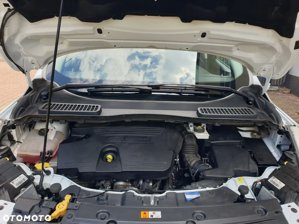 Ford Kuga 2.0 TDCi 4x4 Titanium - 21