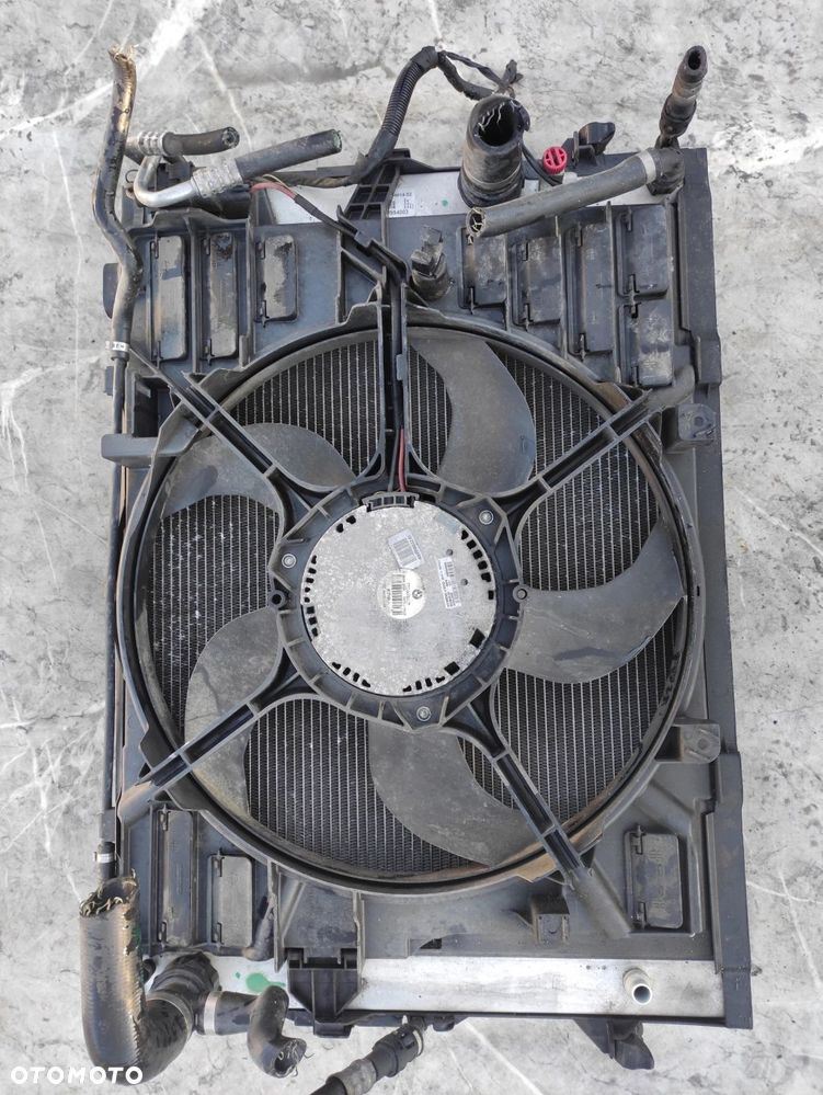 PAS PRZEDNI WZMOCNIENIE CZOŁOWE CHŁODNICE WIATRAK BMW E60 N52 N53 2.5 3.0 B - 9