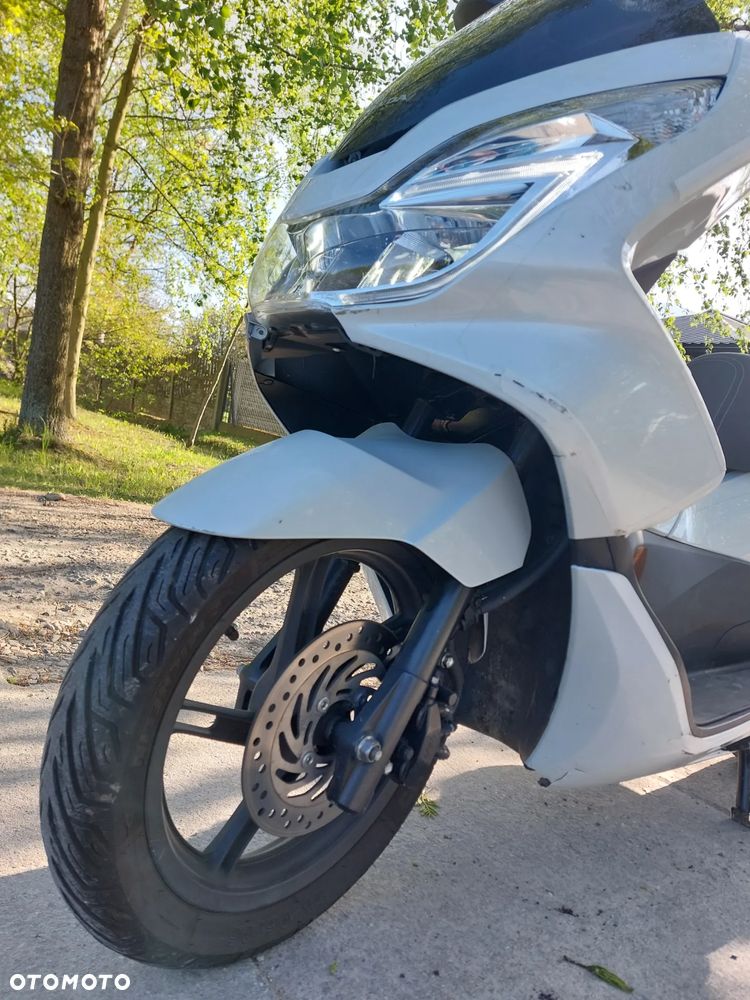 Honda PCX - 4