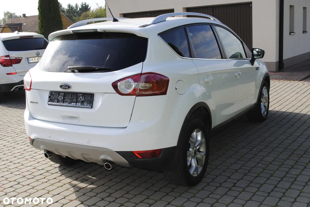 Ford Kuga - 8