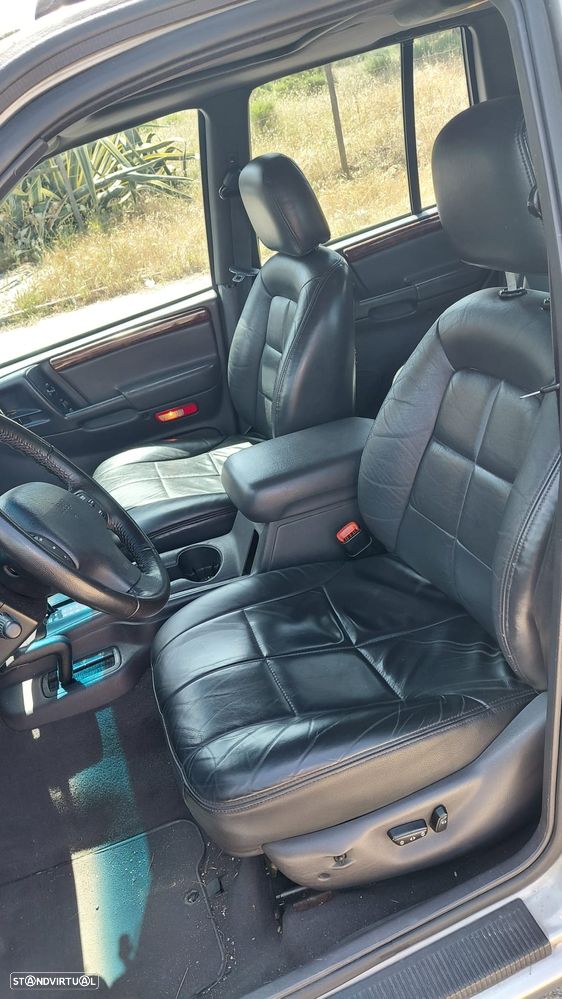 Jeep Grand Cherokee 5.2 Limited - 10
