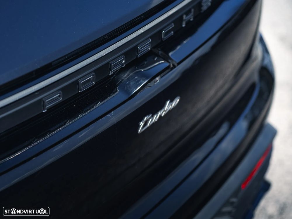 Porsche Macan Electric Turbo - 11