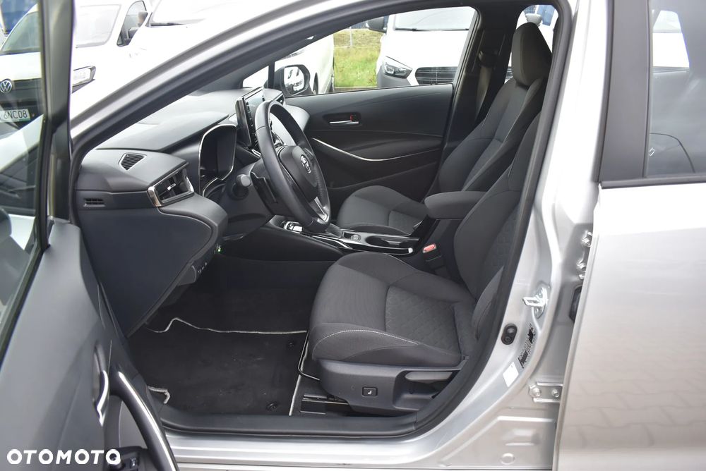 Toyota Corolla 2.0 Hybrid Comfort - 11