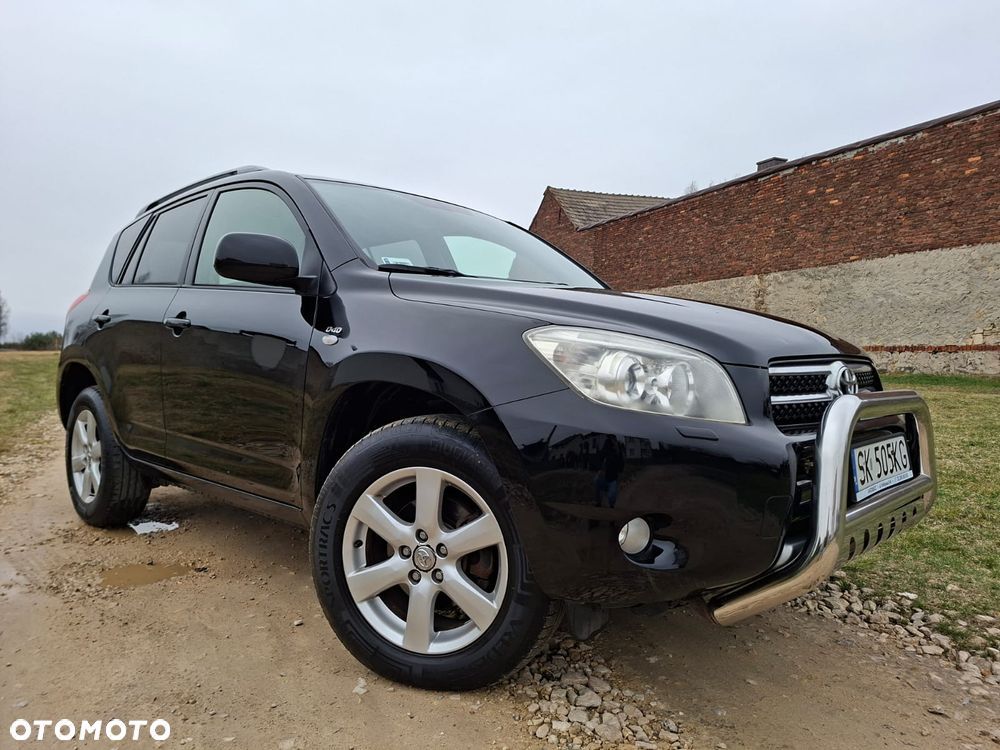 Toyota RAV4 2.2 D-4D Premium - 3