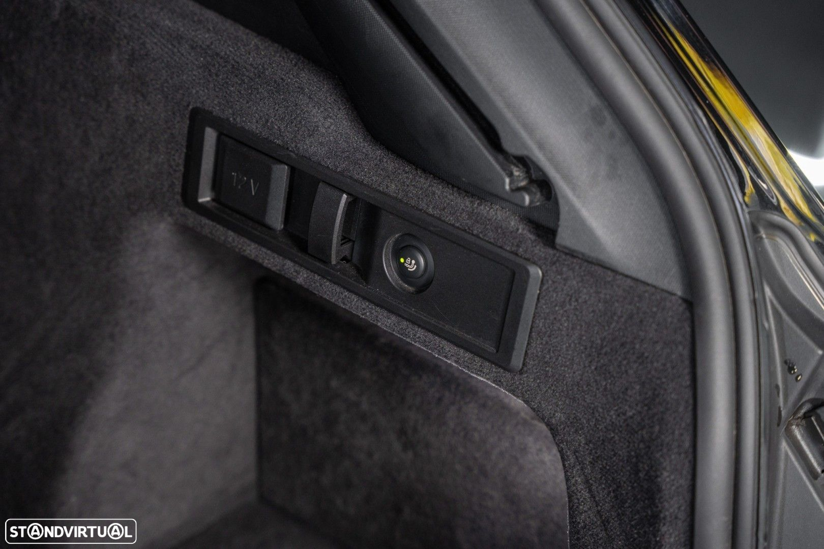 BMW 320 e Touring Auto - 9