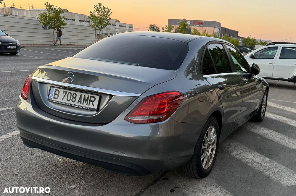 Mercedes-Benz C - 5