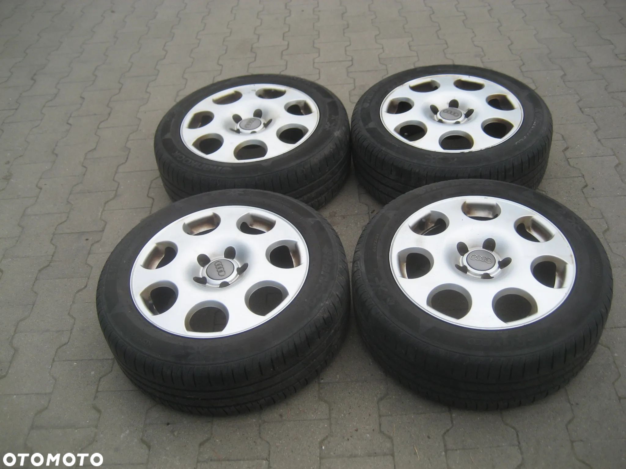 audi a4 b6 felgi aluminiowe opony 5x112 7jx16 et42 8e0601025f 205 55 r16 - 1