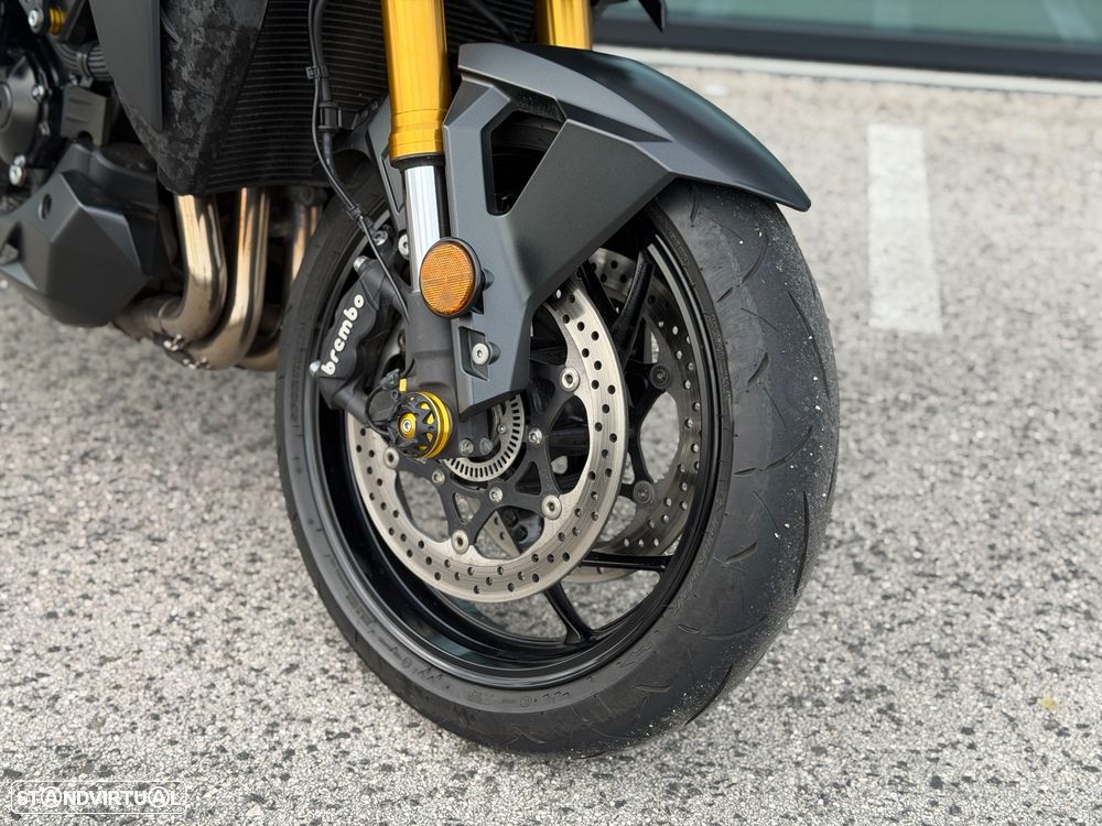 Suzuki GSX - S 1000 Arrow - 11